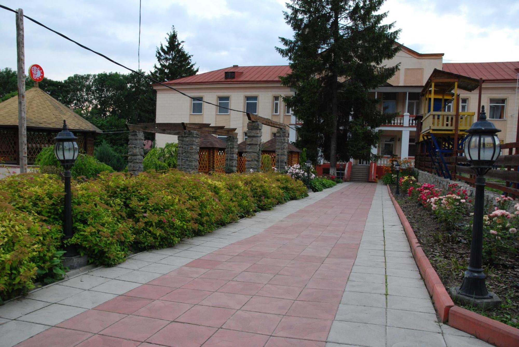 Filvarki-Centre Kamianets-Podilskyi Exterior photo